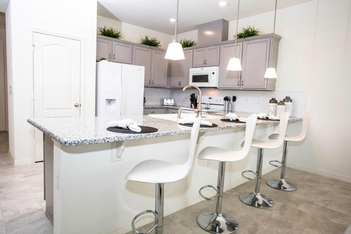 Four Bedroom Close To Disney 5149A คิสซิมมี ภายนอก รูปภาพ